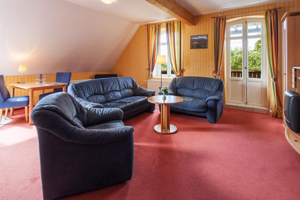 Landhotel Zur Linde Verden an der Aller Buitenkant foto